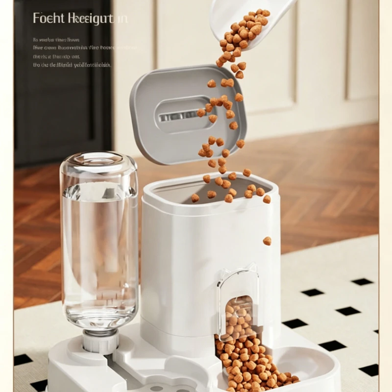 Distributeur d'eau et de nourr - Royal Canin Food Medium avis et prix